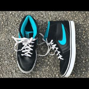 ReTrO *nike* black and turquoise high tops